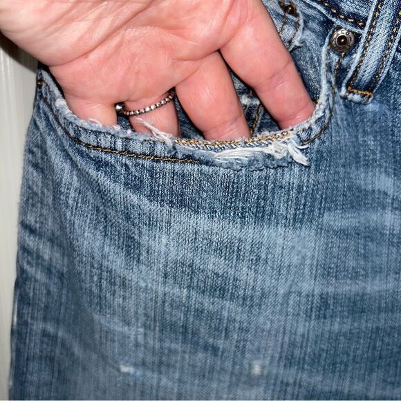 Levi’s 505 Distressed Denim Jeans - Picture 3 of 11